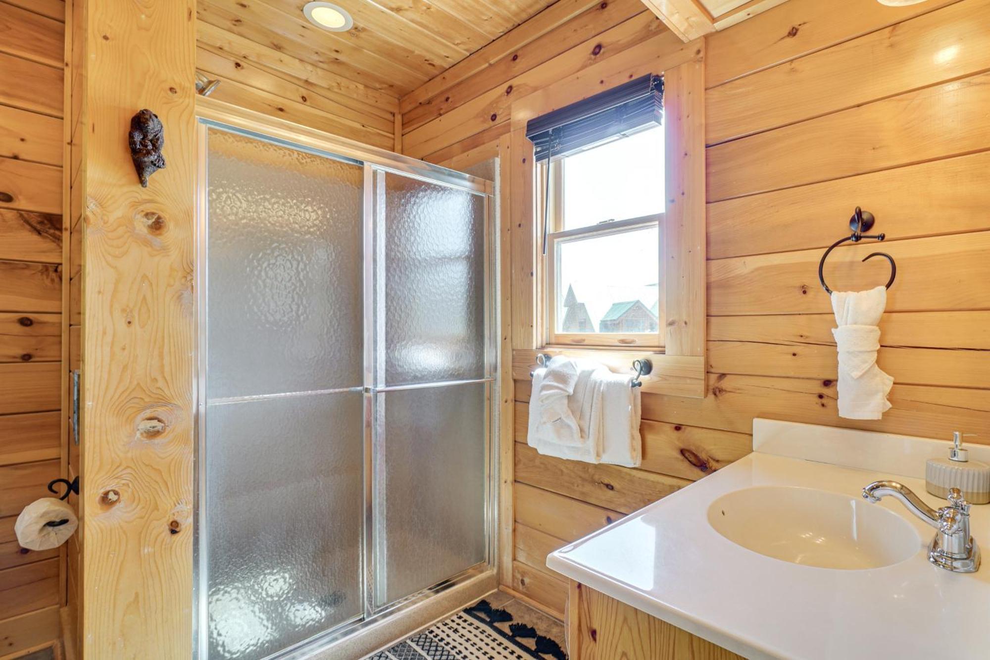 Mountain Dreams Cabin Hot Tub, Sauna And Views! Sevierville Exterior foto